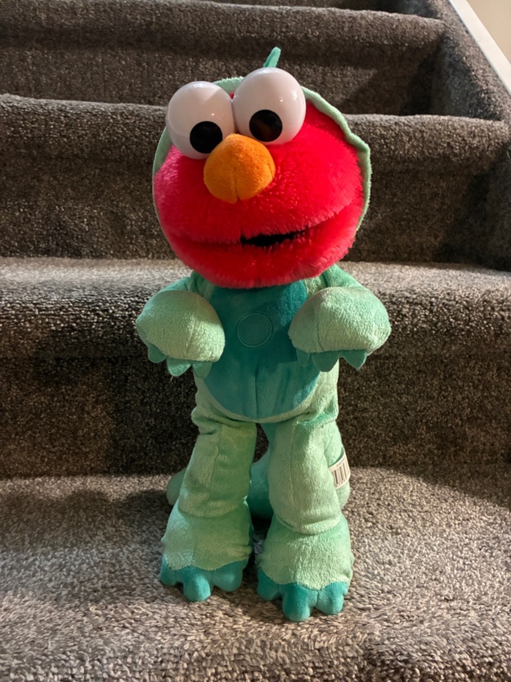 Sesame Street Dino Stomp Elmo